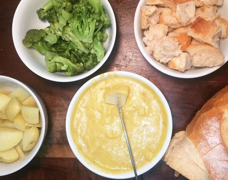 Fondue Vegano com Creme de Mandioquinha